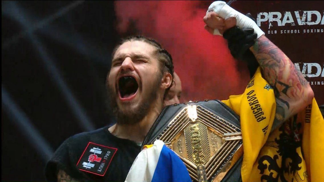 Влад Туйнов одержал сокрушительную победу над американцем