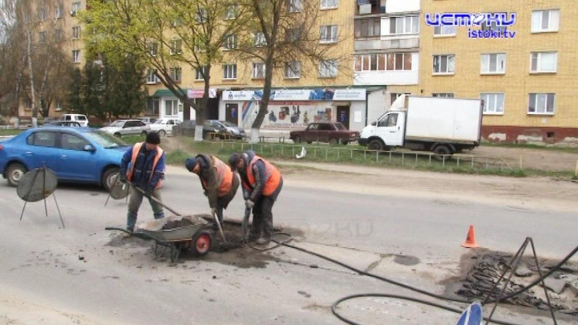 Дороги дорогие, а ремонт эфемерный: как в Орле латают дорожные ямы