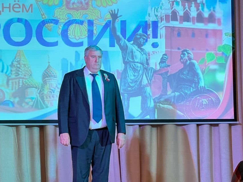 Глава Глазуновского района Орловской области ушел в отставку