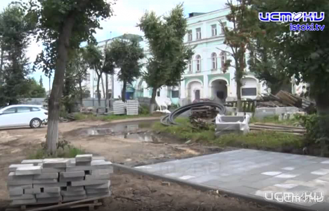 На “Судбищенской битве” снова кипит работа — будто только плитки и не хватало