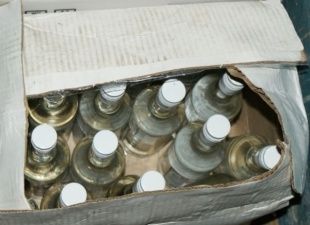 Житель Ливен осужден за торговлю контрафактным алкоголем