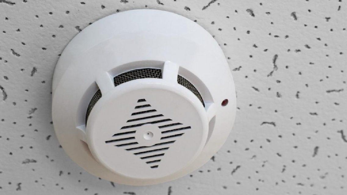 Малоимущим орловским семьям бесплатно дадут пожарные датчики