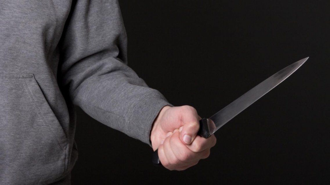 Пьяный орловчанин напал с ножом на пассажирку брянской маршрутки