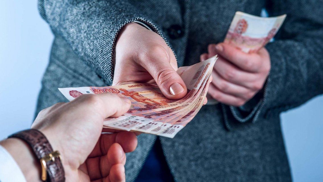 На Орловщине и по всей стране рост наличных обновил рекорд за 10 лет