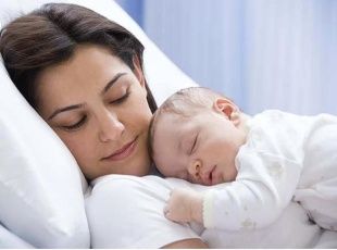 Как будущим мамам получить пособия? 