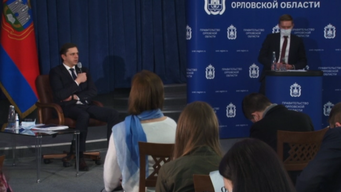 На наш вопрос о стоимости фильма «Орёл. Перезагрузка» губернатор Андрей Клычков ушел в рассуждения о порядочности