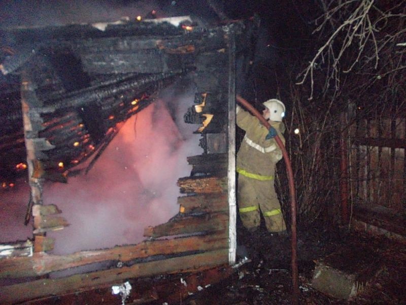 В Дмитровском районе при странных обстоятельствах в доме сгорел мужчина
