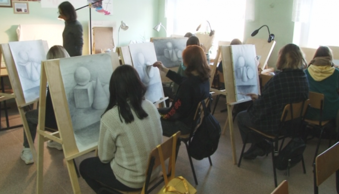  Почти 60% выпускников 9-х классов в Орловской области продолжают обучение по программам среднего профессионального образования