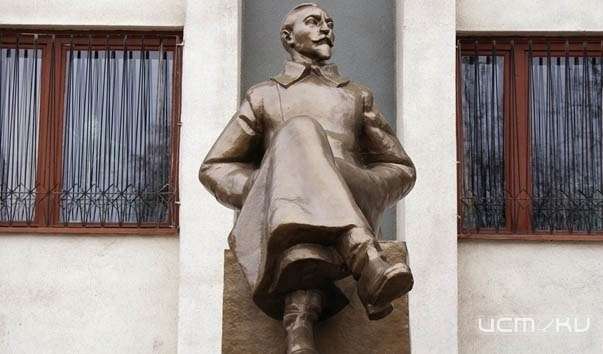 В Орле 36 лет назад установили памятник Дзержинскому