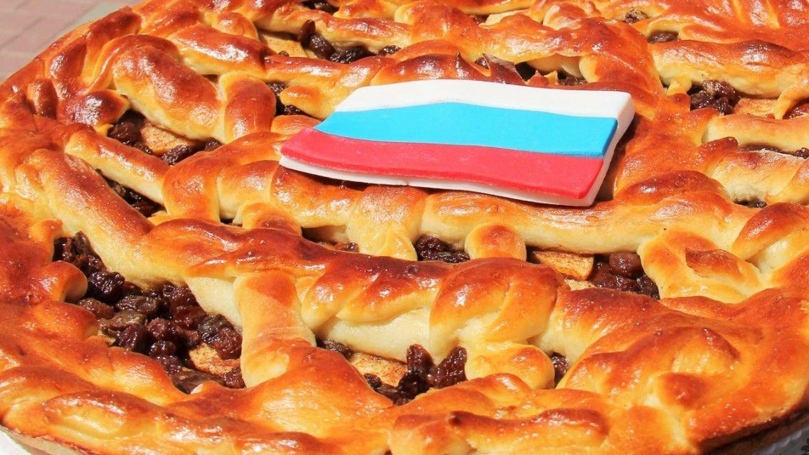 «Сладкая история»: орловчане приготовят десерты ко Дню флага РФ