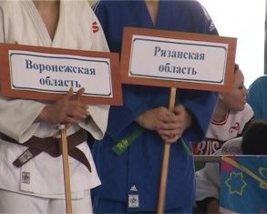 Во дворце спорта «Юность России» прошло первенство ЦФО по дзюдо