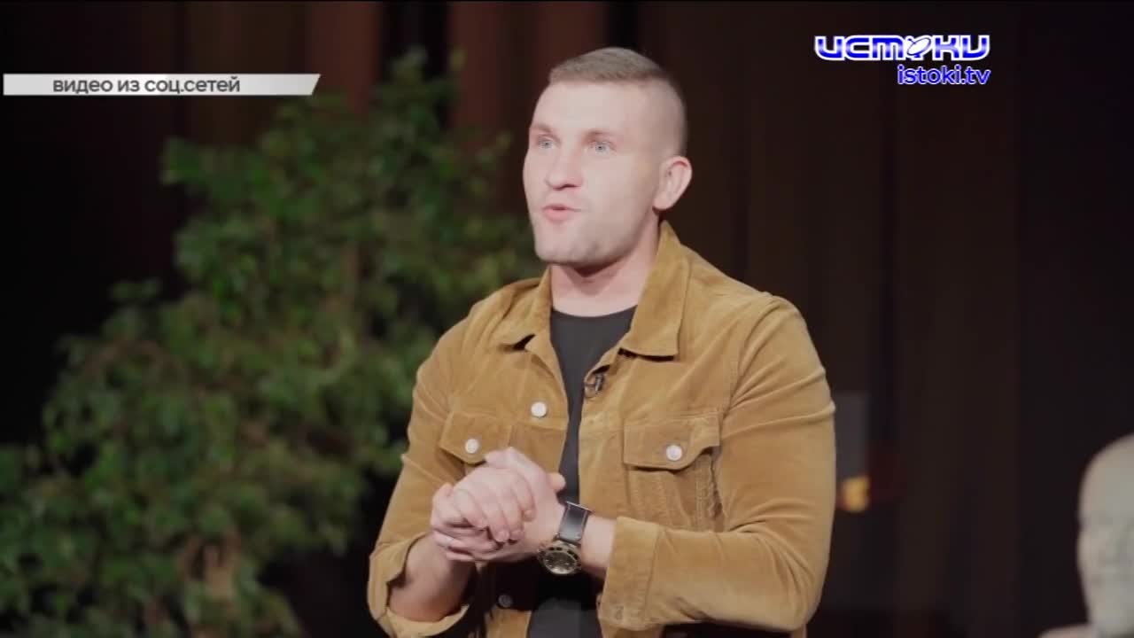 Прожарка на прожарку была непохожа.