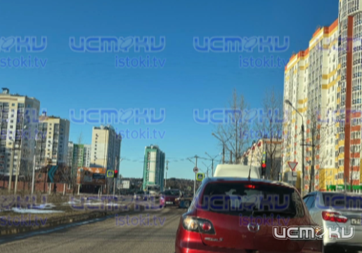 Пока мэрия получает технические условия, новый светофор в микрорайоне Зареченский в Орле уже заработал