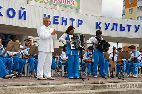 Завтра зажгутся "Искорки-2013"!