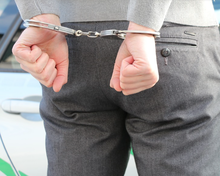 Орловчанин попался полицейским с запрещенным грузом. Теперь он фигурант уголовного дела