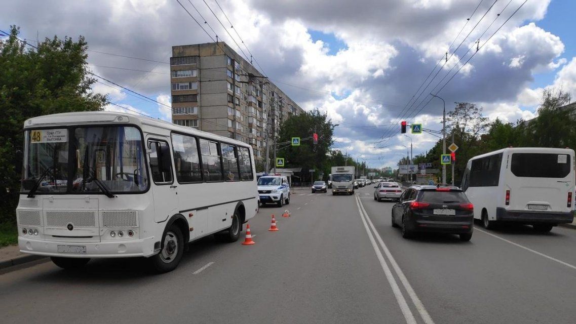 81-летняя пенсионерка едва не покалечилась в орловской маршрутке