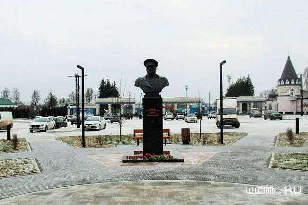 По факту хищения бюджетных средств при благоустройстве площади Жукова в Орле под домашний арест отправили Ревина