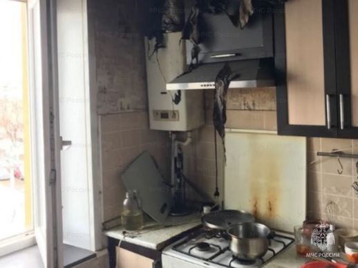 В Орле на улице Пушкина произошёл пожар на кухне