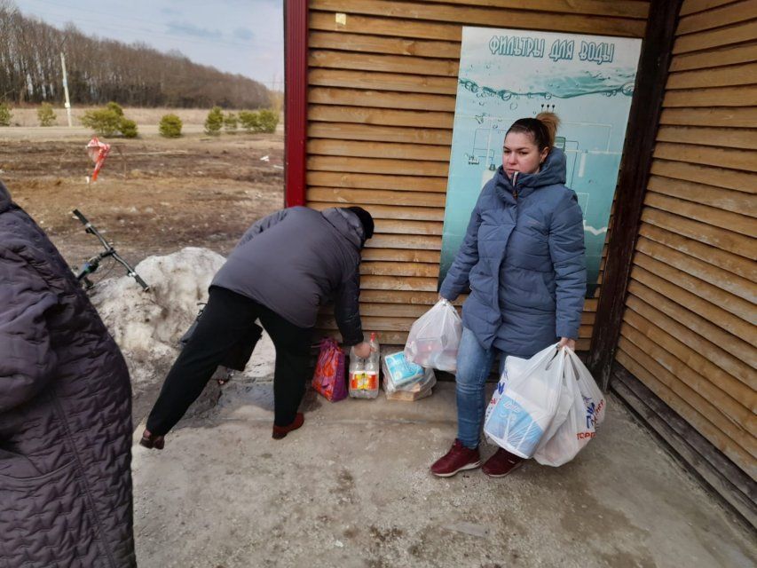 Помощь российским военным, проезжающим через наш город, поступает и от орловчан