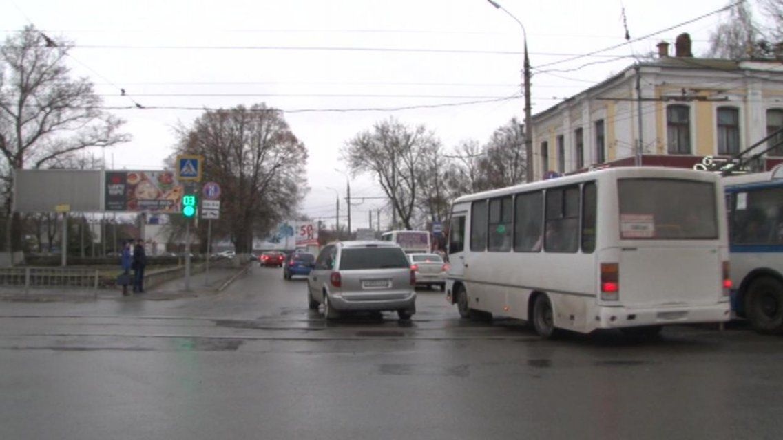 С марта 2020 года орловских маршрутчиков обяжут покупать видеорегистраторы