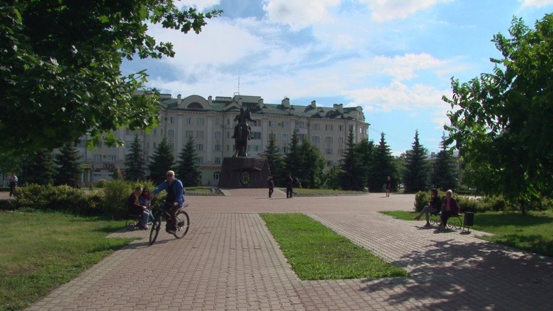 Под крики «Позор!» орловские депутаты одобрили реконструкцию сквера Ермолова