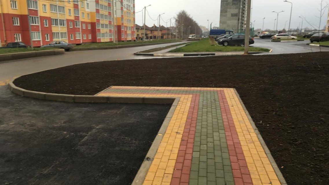 Народный корреспондент показал орловчанам тротуары, ведущие в никуда