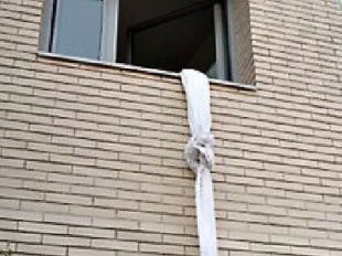 Молодая девушка получила серьезные травмы из-за желания увидеться с парнем