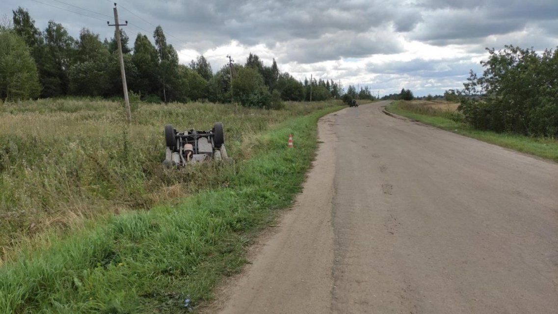 На Орловщине перевернулся УАЗ