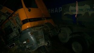 Под Орлом «ВАЗ» врезался в «Мерседес»