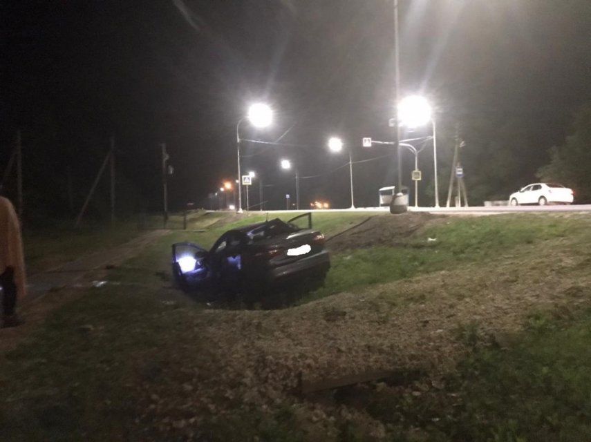 На орловской трассе перевернулась автоледи