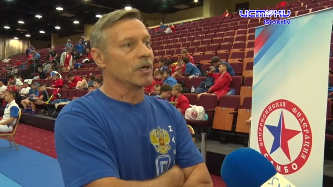 Сильнейших сельских самбистов выявили на коврах Орловщины