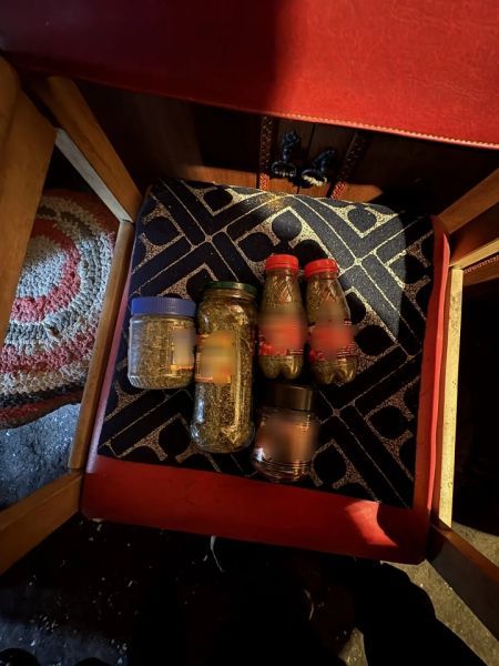 В Новосильском районе полицейские обнаружили и изъяли у местного жителя более 370 граммов наркотического средства растительного происхождения