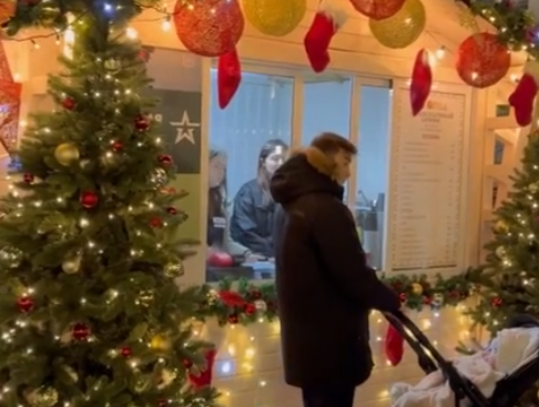 В самом центре Орла официально открылась новогодняя ярмарка 