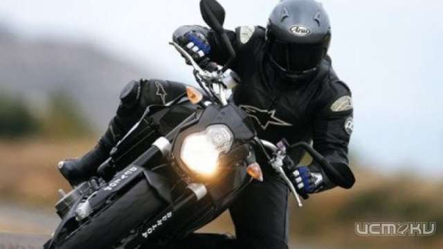 Жители Ливенского района похитили у жителя мотоцикл и продали его