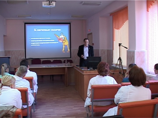 Акушер-профессионал посетил Орел 