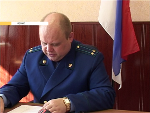 Новости за 90 секунд: персоналу больницы им. Боткина действительно занижали зарплату, совсем скоро станут известны имена победителей конкурса "Молодые лица города", а орловский природоохранный прокурор пошел на повышение