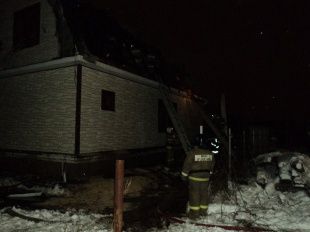 При пожаре в собственной квартире чуть не погибла пожилая женщина