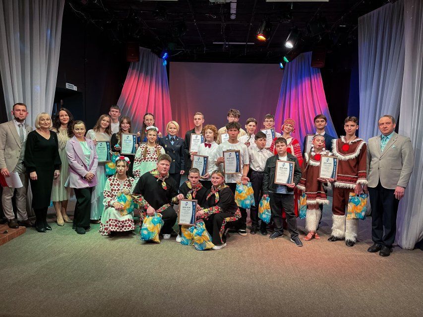 В Орле вновь зажглись «Хрустальные звёздочки»