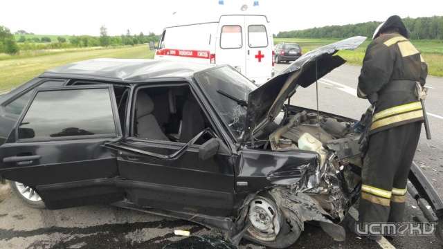 Под Орлом не разъехались «ВАЗ» и «Форд». Два человека попали в больницу