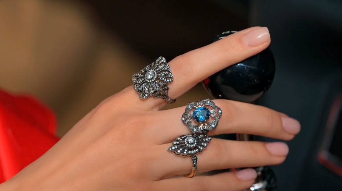 Почему выгодно покупать ювелирные изделия в интернете?