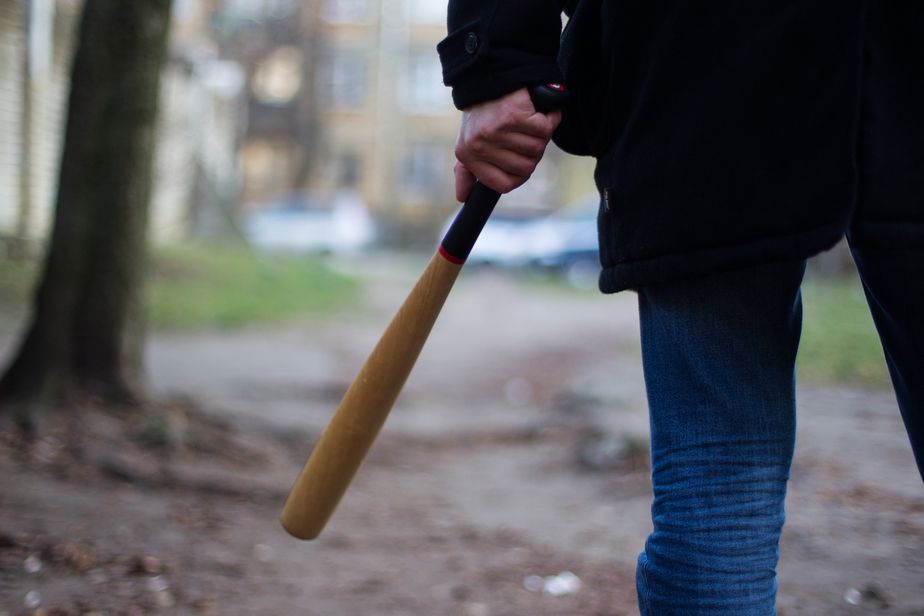 В Ливнах заключили под стражу водителя, забившего до смерти пешехода