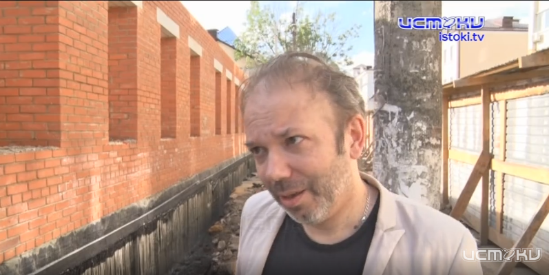 "Мы много говорим об уважении, о памяти, о том как мы чтим. Да никого мы не чтим. Вот оно"