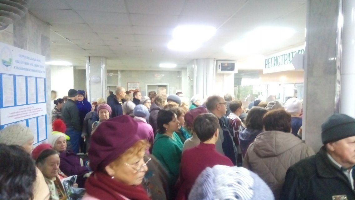 Очереди в больницах достигли апогея: в Орле требуют отставки Залогина