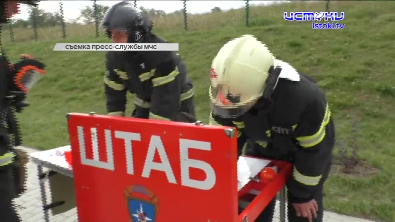 В школе №53 прошли пожарно-тактические учения