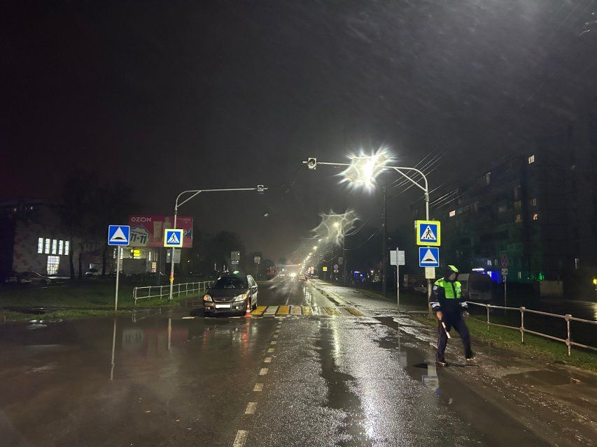 Во Мценске иномарка сбила пенсионерку