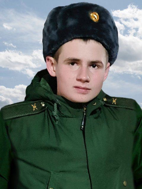 В орловской школе открыли «Парту Героя» в память об участнике специальной военной операции