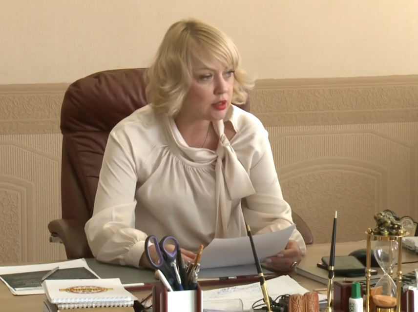 В департаменте соцзащиты разъяснили, можно ли получить статус малоимущего через госуслуги