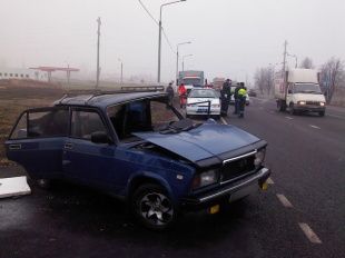 В поселке Знаменка столкнулись два автомобиля