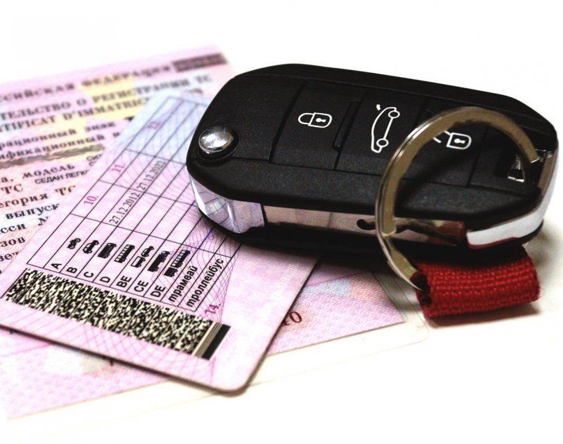 Орловчане смогут получить водительские права и в праздничные дни