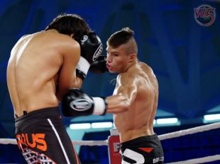 Владислав Туйнов выиграл очередной поединок нокаутом